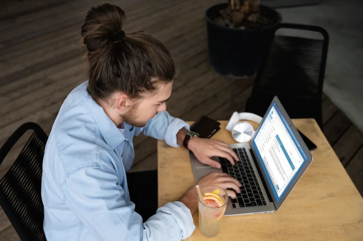 How Microtask Platforms Are Changing Digital Work for Businesses and Freelancers